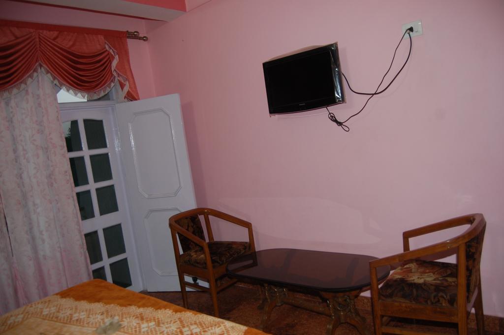 Hotel Ashish Inn Kandāghāt Habitación foto