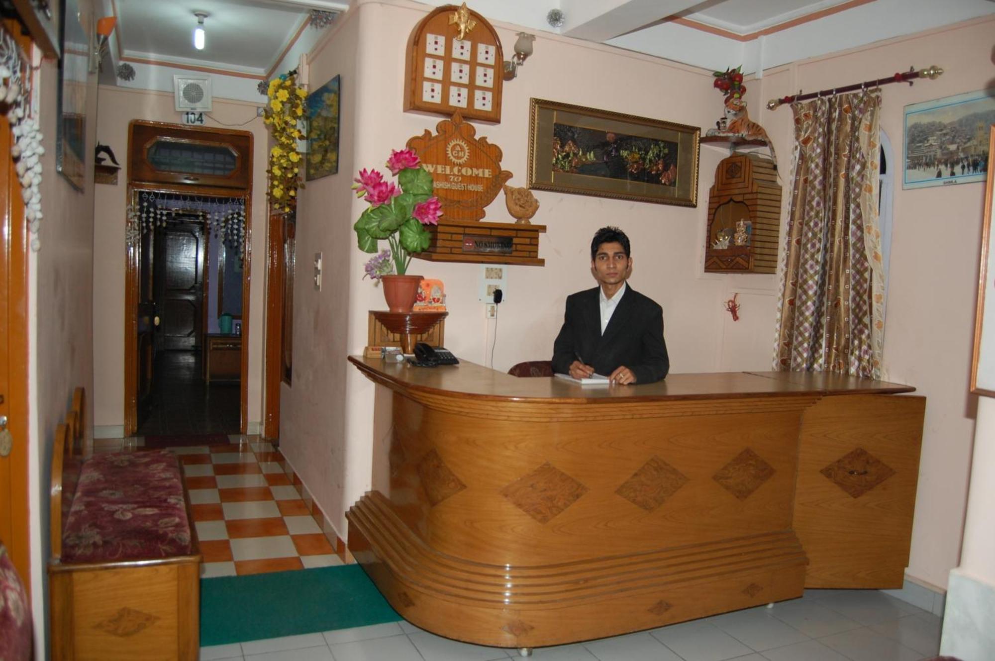 Hotel Ashish Inn Kandāghāt Exterior foto