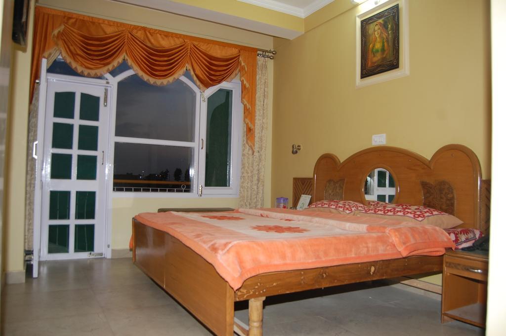 Hotel Ashish Inn Kandāghāt Habitación foto
